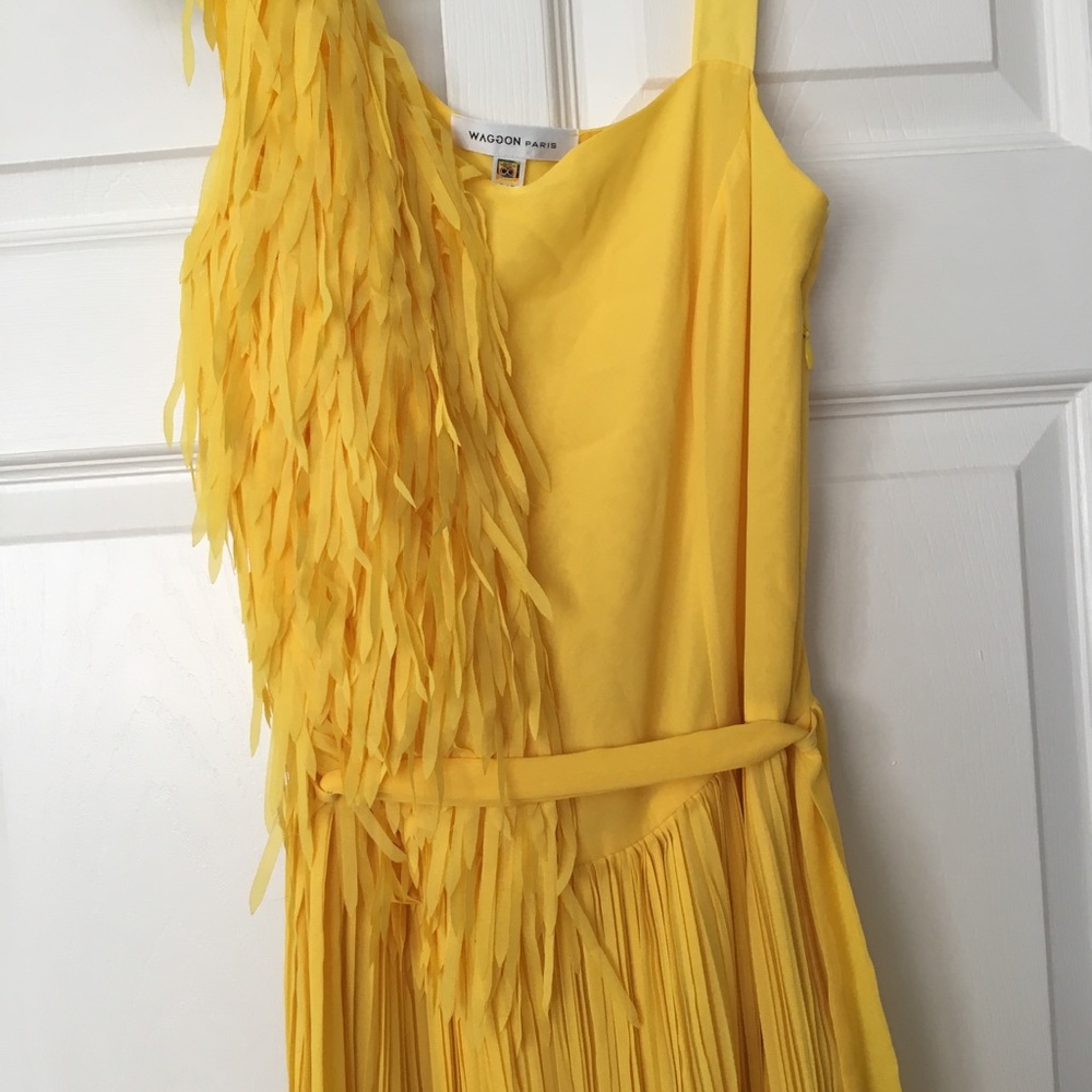 Dress - Picture 2 of 5